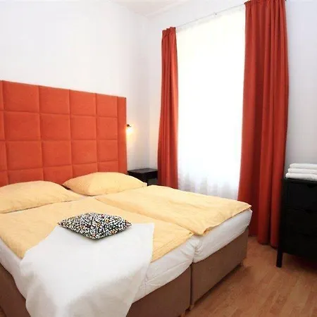 Apartment Theatre Prague