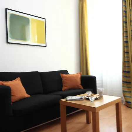Theatre Apartment *
