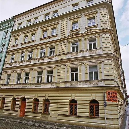 Appartement Theatre *