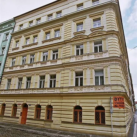 Appartement Theatre *